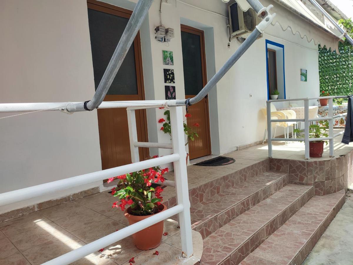 Beach Rooms Himare Exterior foto
