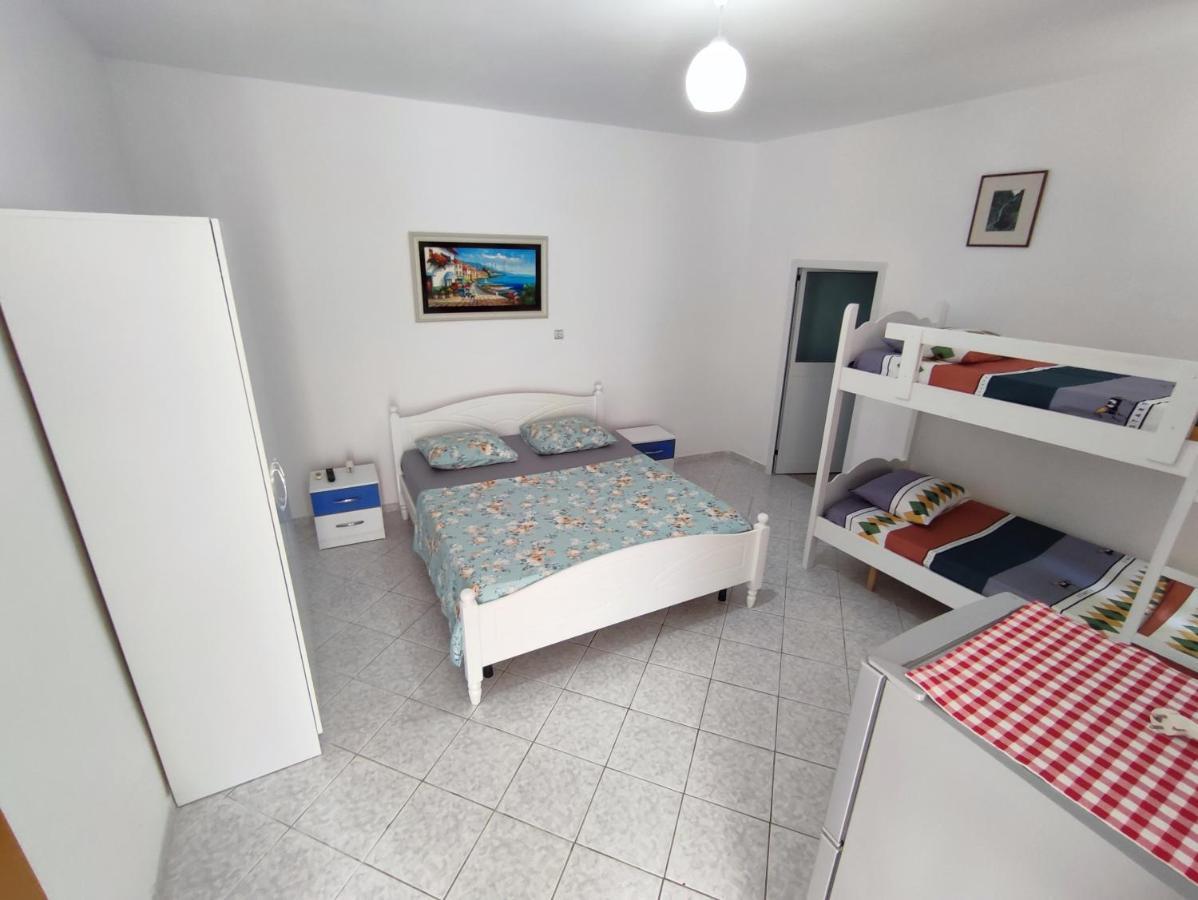 Beach Rooms Himare Exterior foto